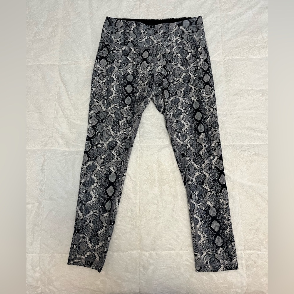 Vogo Snakeskin-print Cropped Legging